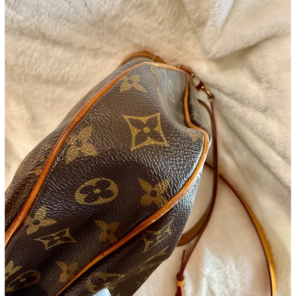 Louis Vuitton Monogram Odeon GM bag vintage - Picture 13 of 16